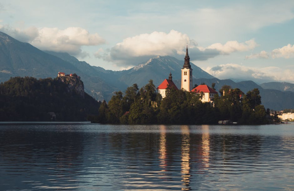 5 redenen waarom een motorgroepsreis naar Slovenië zo populair is